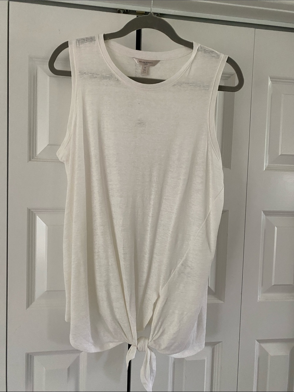 Banana Republic linen Sleeveless Tie-Front Tank
